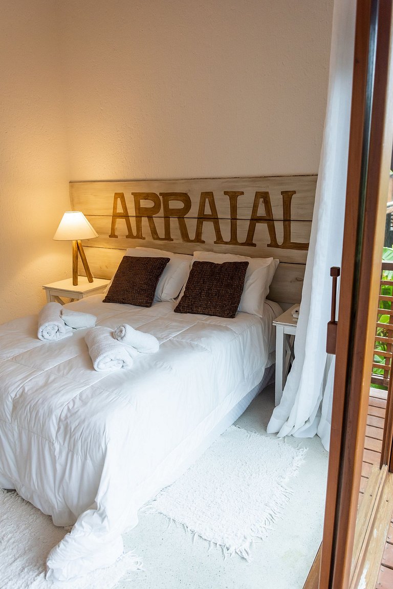 Casa luxo pé na areia no melhor cond. de Arraial
