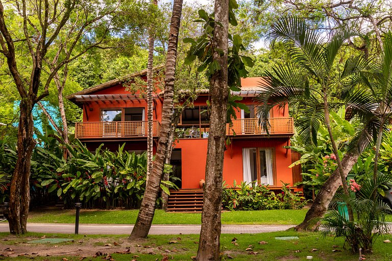 Casa pé na areia no Cond. Aguas dAjuda