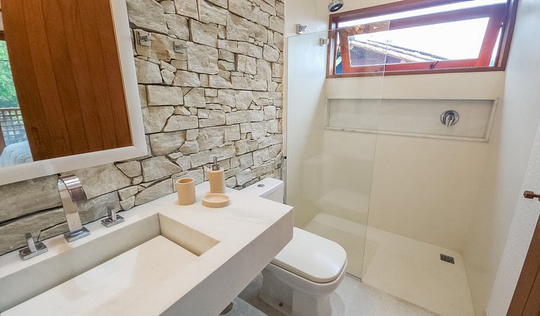 Casa luxo pé na areia no melhor cond. de Arraial